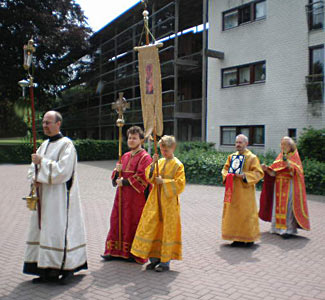 processie Zondag van de Myrondraagsters 2008 