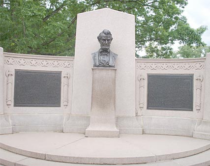 Gettysburg Adress Monument